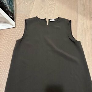 Babaton Olive Sleeveless Blouse
